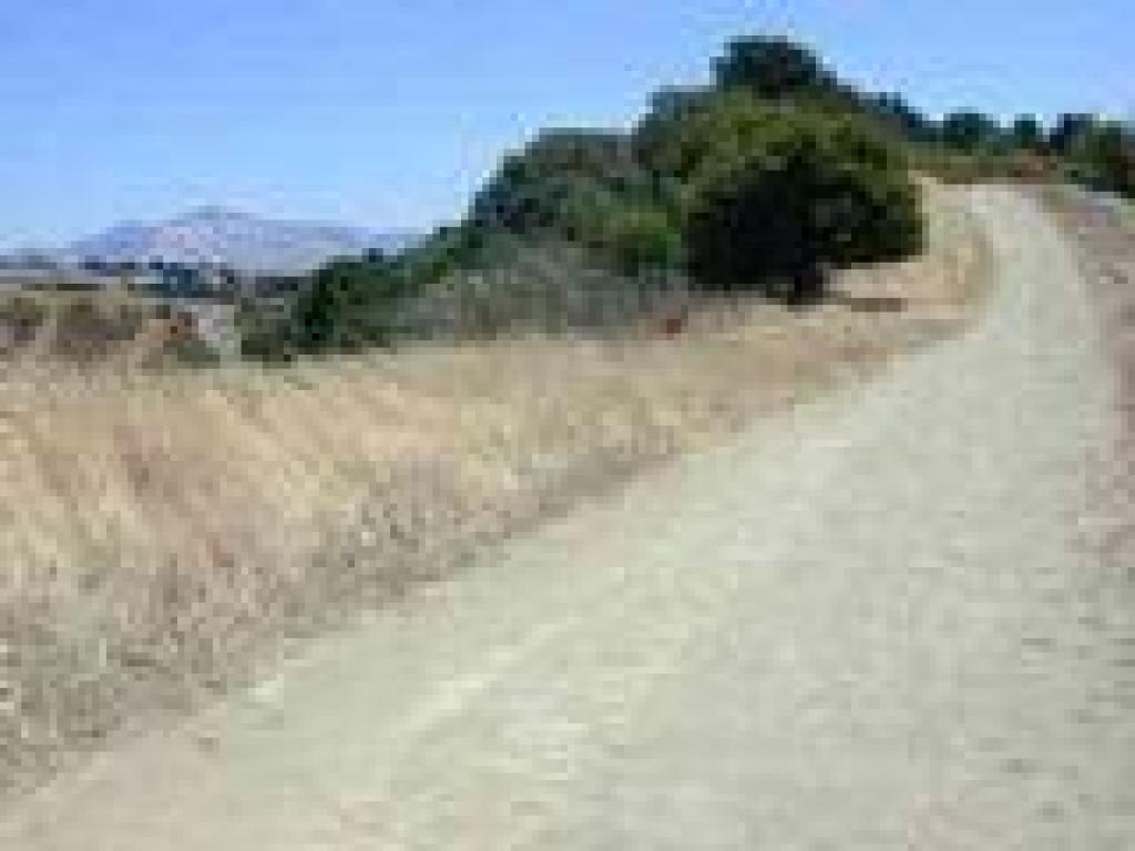 Rim Trail and a view to Diablo