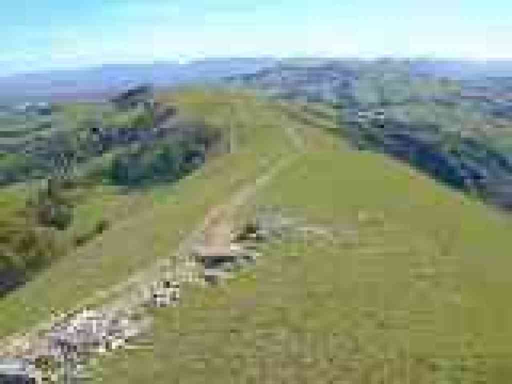 Looking back along the ridge