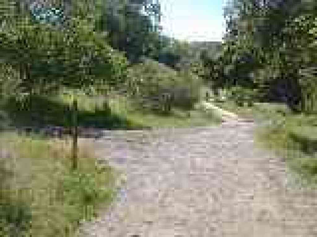 Junction with Hayfield Road