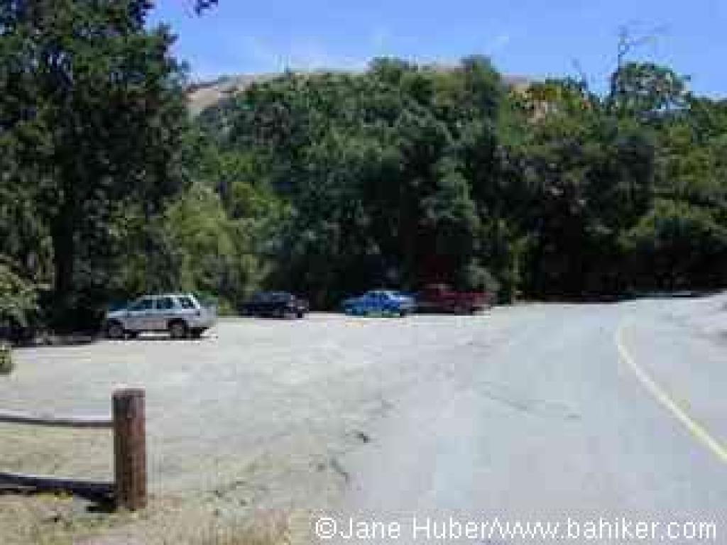 Photo of trailhead