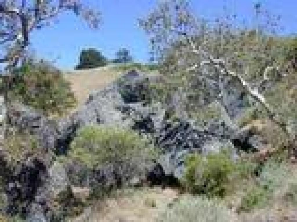 Indian Joe Cave Rocks