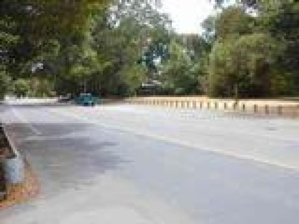 Trailhead on Sutro Avenue