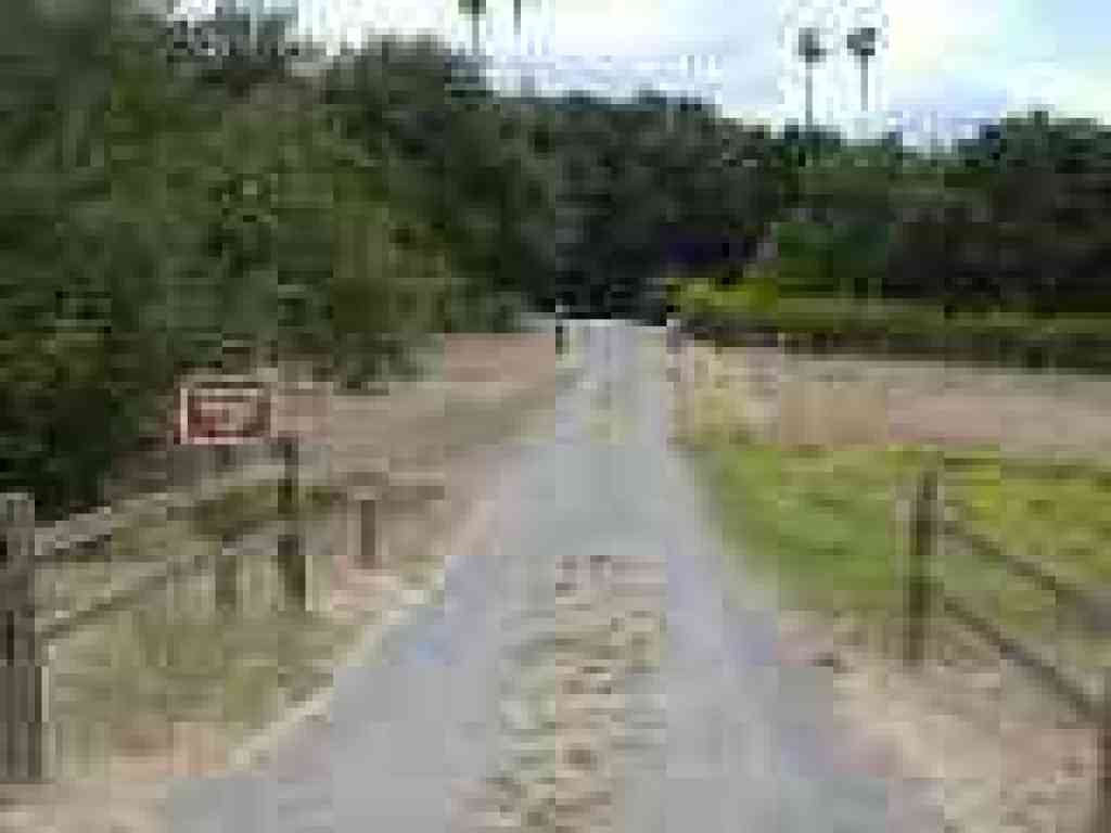 Path to historic area