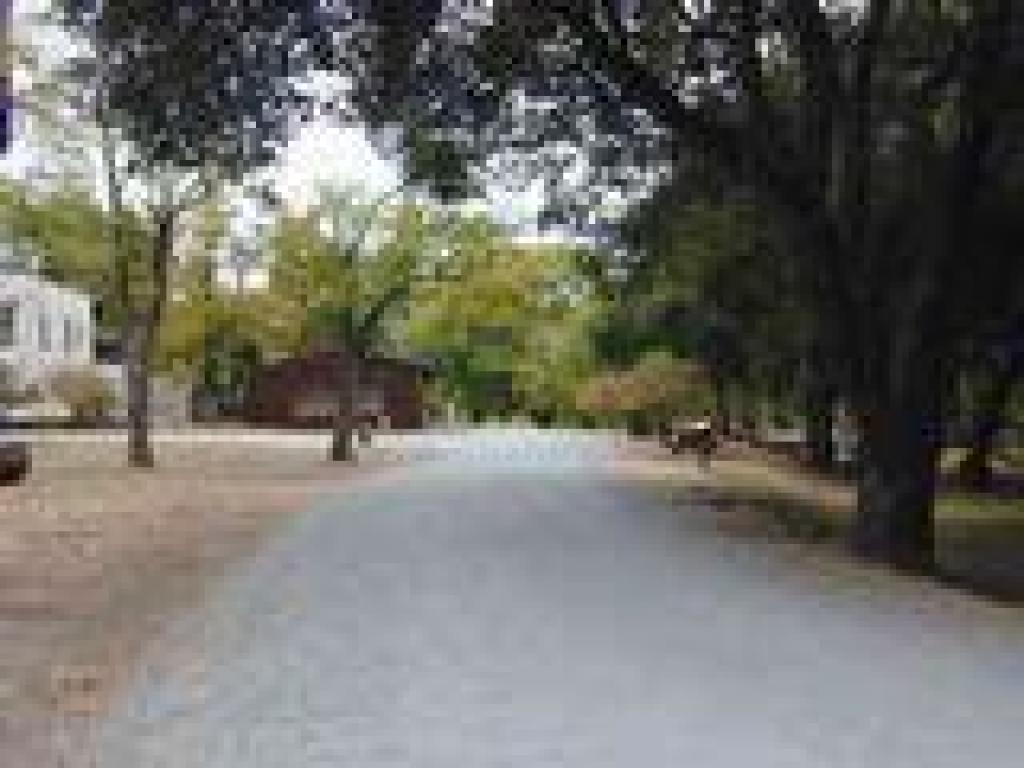 Path through the historical area