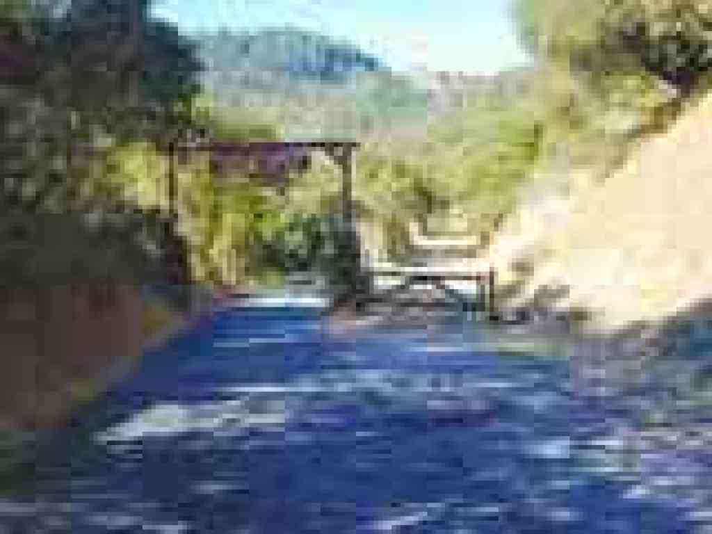 Fire road gate