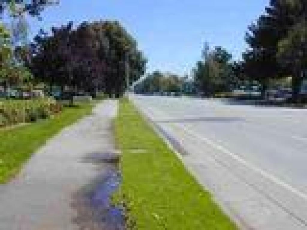 Embarcadero Road