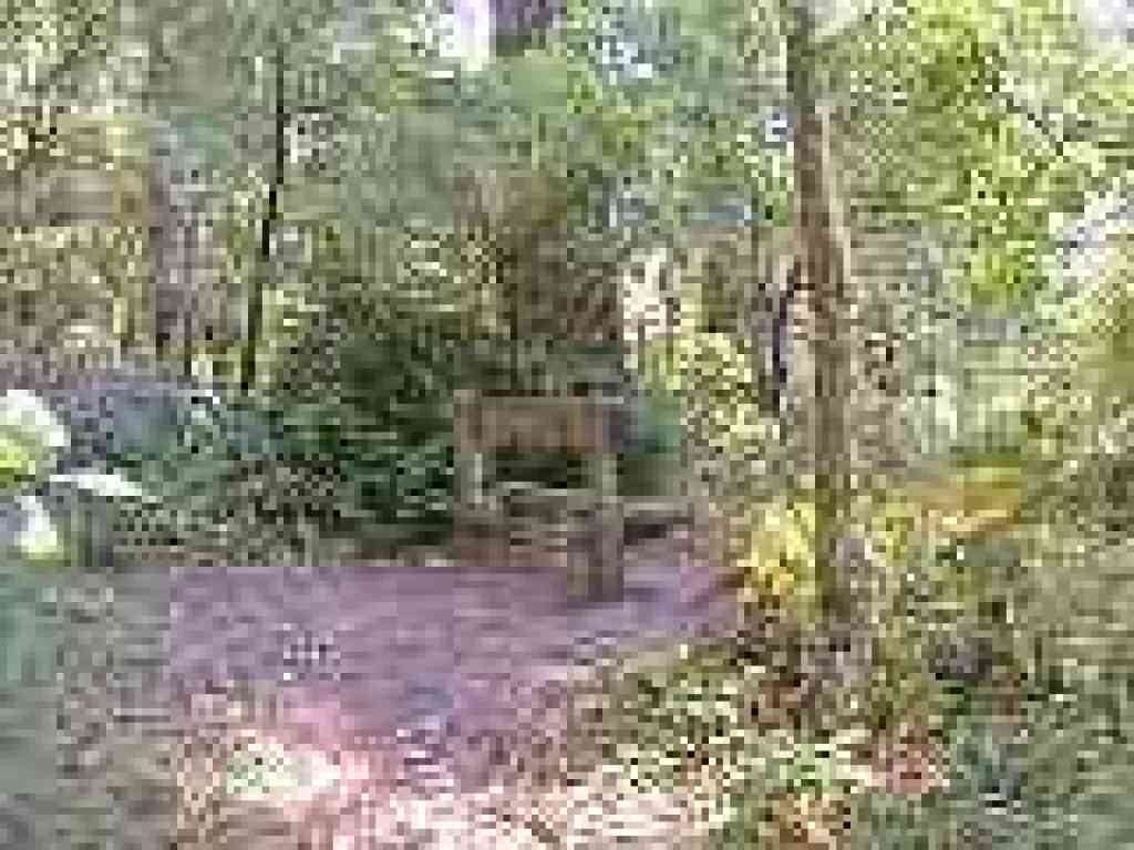 Rest bench