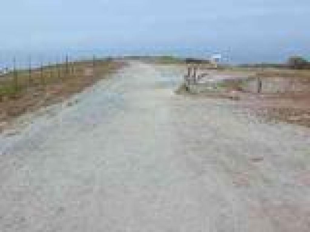 Junction with path to beach