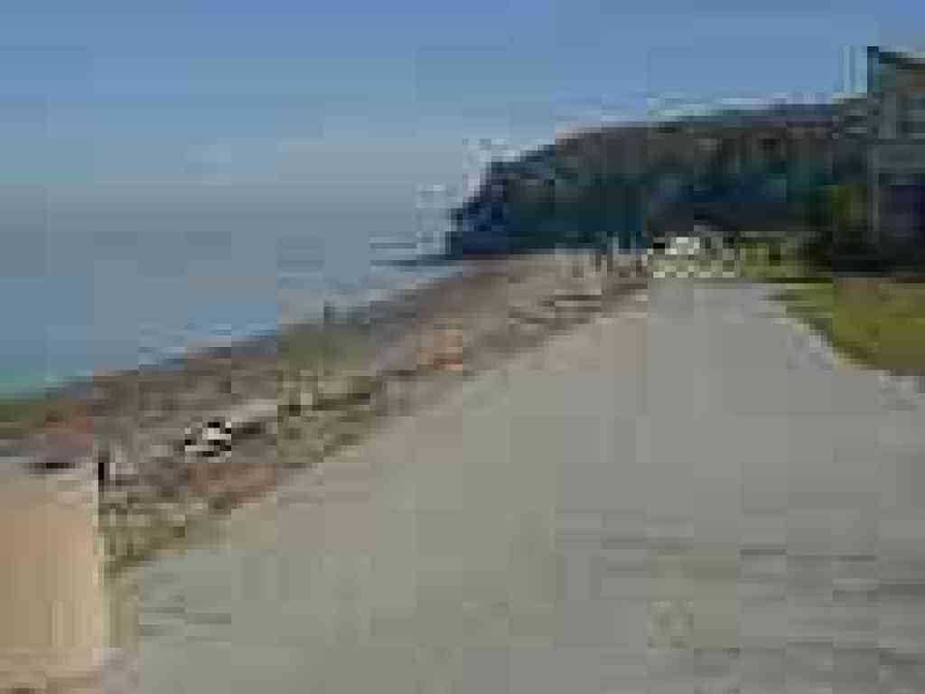 Shoreline at Coyote Point Recreation Area