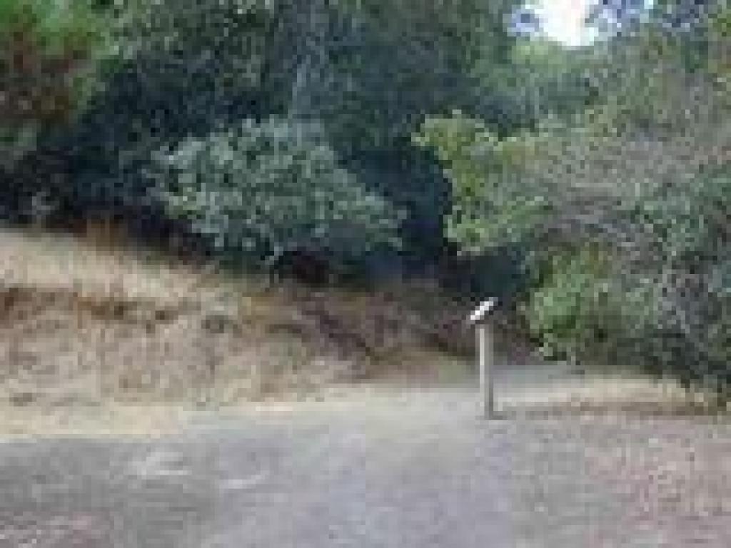 Unmarked junction