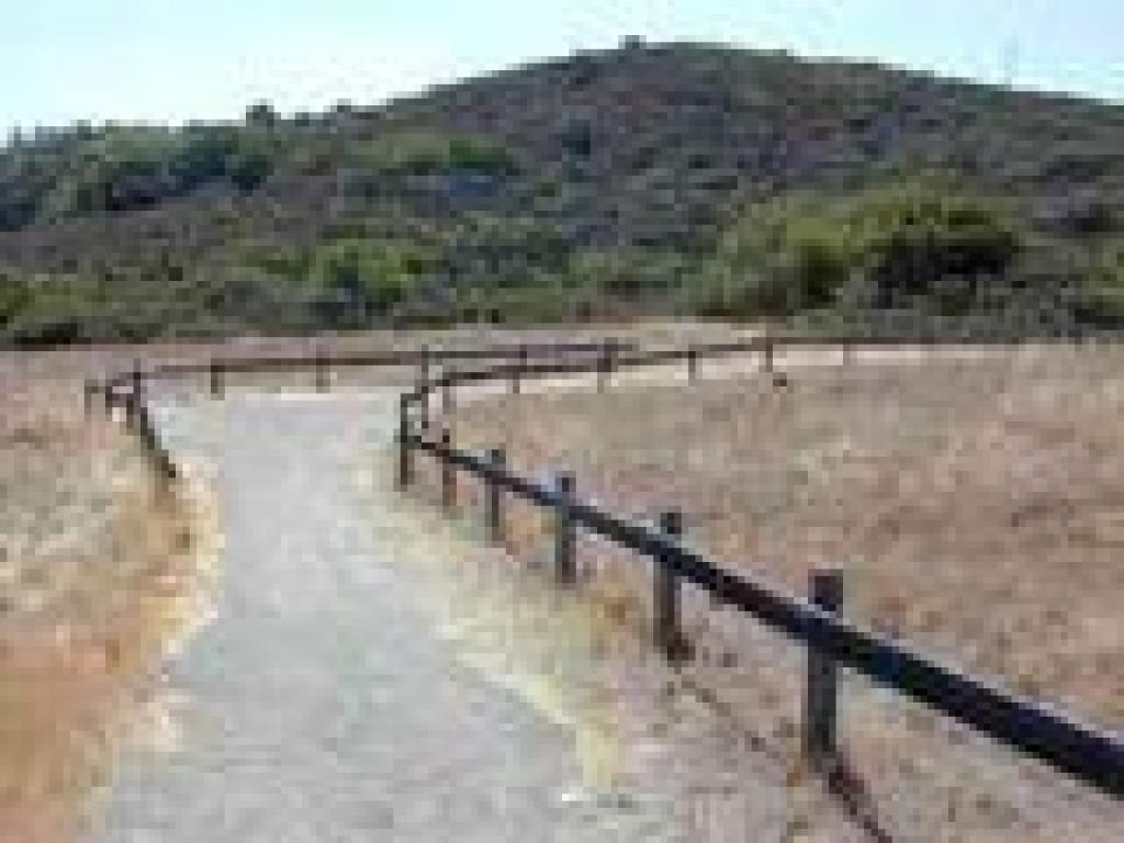 Serpentine Loop Trail