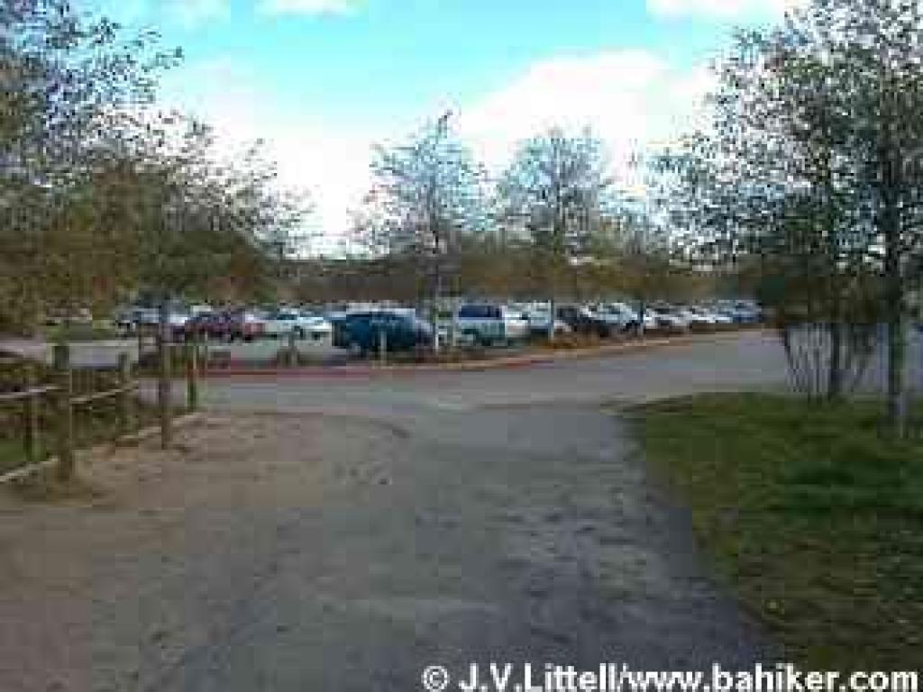Photo of the parking lot at Rancho San Antonio