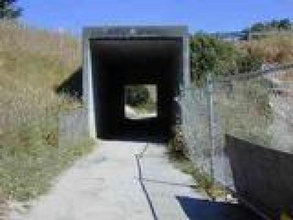 Tunnel